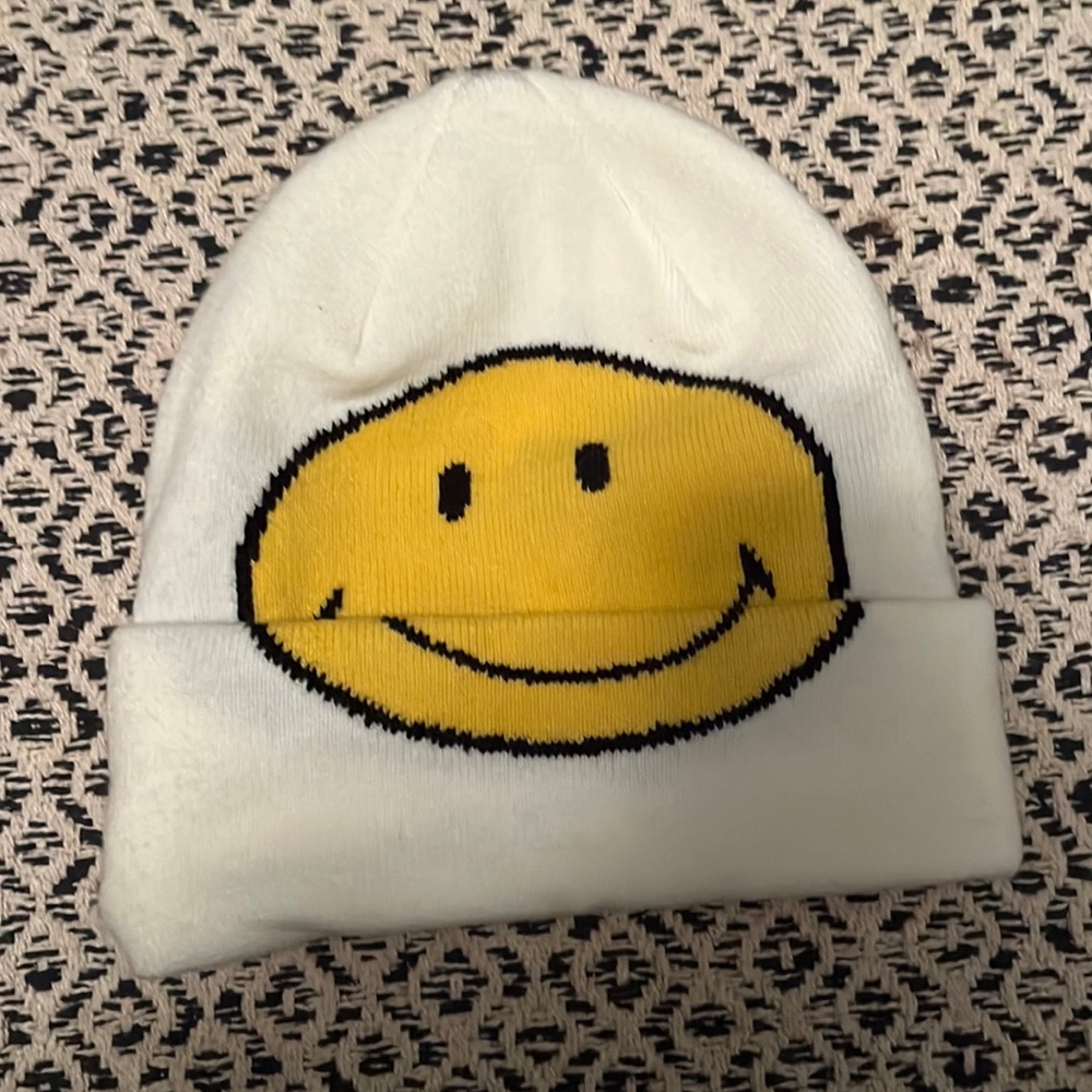 american eagle smiling hat